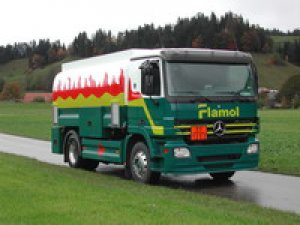 KASAG – Tankfahrzeug mit Seitenschrank